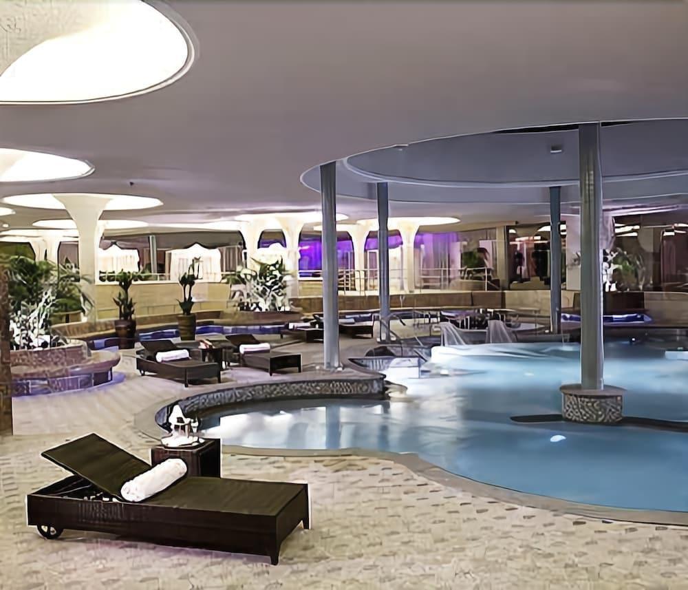 Spirit Hotel Thermal Spa Шарвар Экстерьер фото